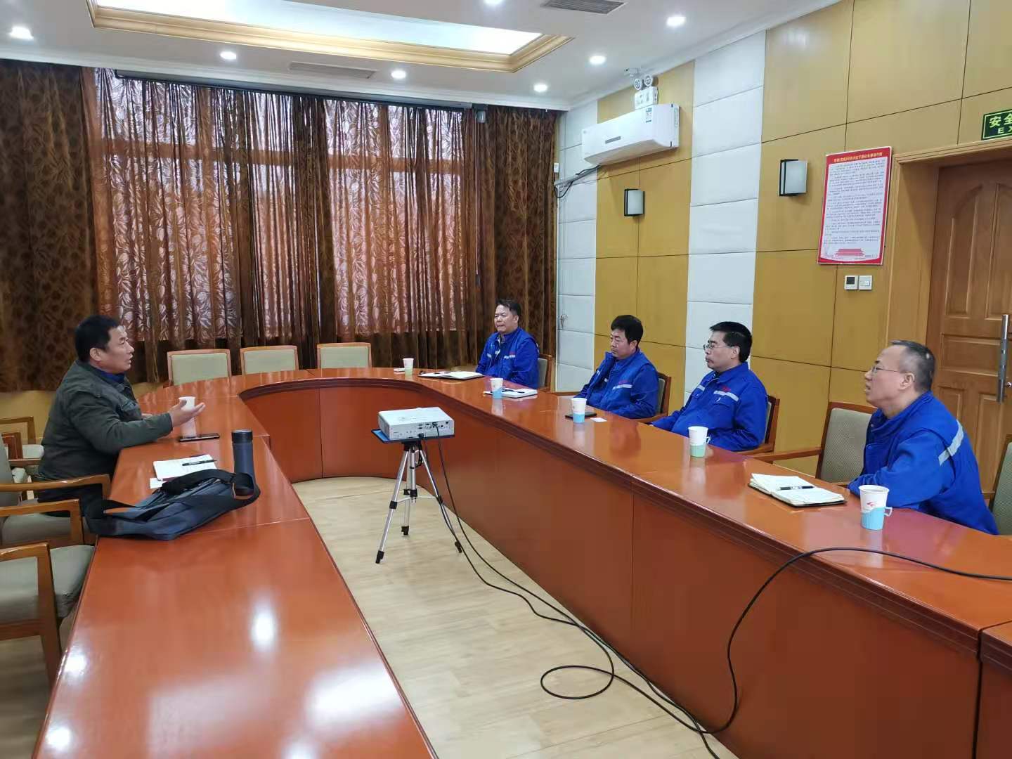 分會(huì)到金隅琉水開(kāi)展水泥窯協(xié)同處置技術(shù)交流